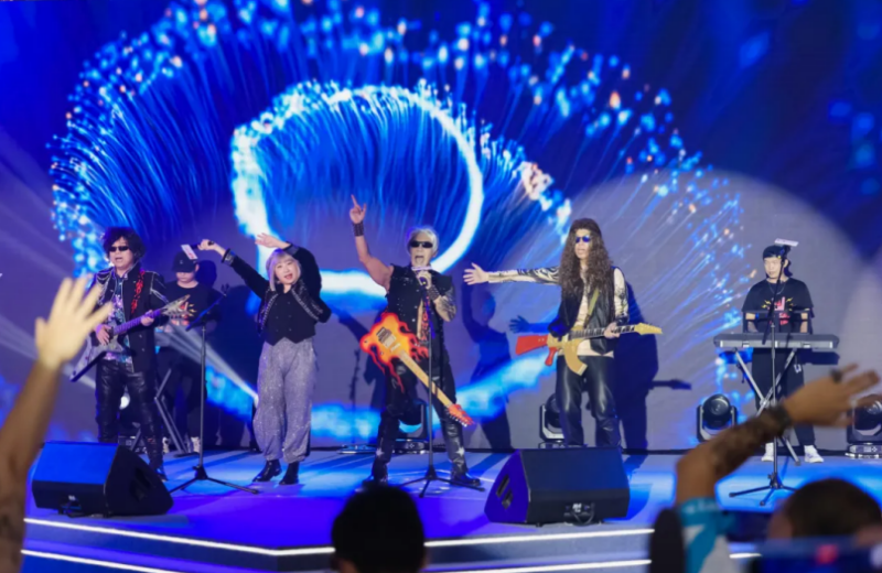 勇往直前,实现梦想——MAKE IT HAPPEN